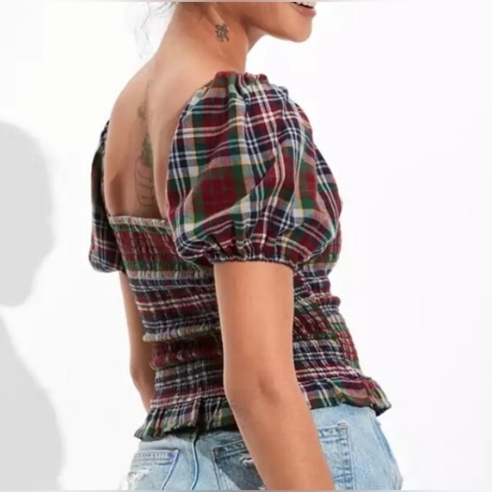 ❌SOLD❌ American Eagle Maroon Plaid Smocked Puff-Sleeve Blouse - Picture 2 of 9